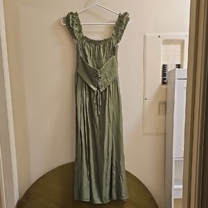 Green Maxi Dress with Ruffled Sleeves